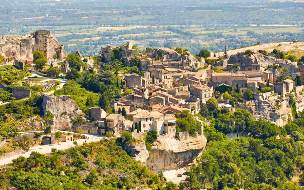 les-alpilles-une-escapade-authentique-en-provence